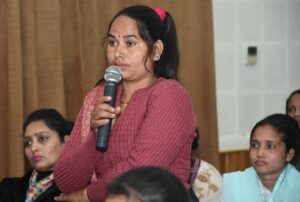 एकल महिलाओं के लिए वरदान बनेगी स्वरोजगार योजना : रेखा आर्या