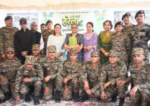 हरेला पर्व पर मंत्री रेखा आर्या ने किया पौधारोपण