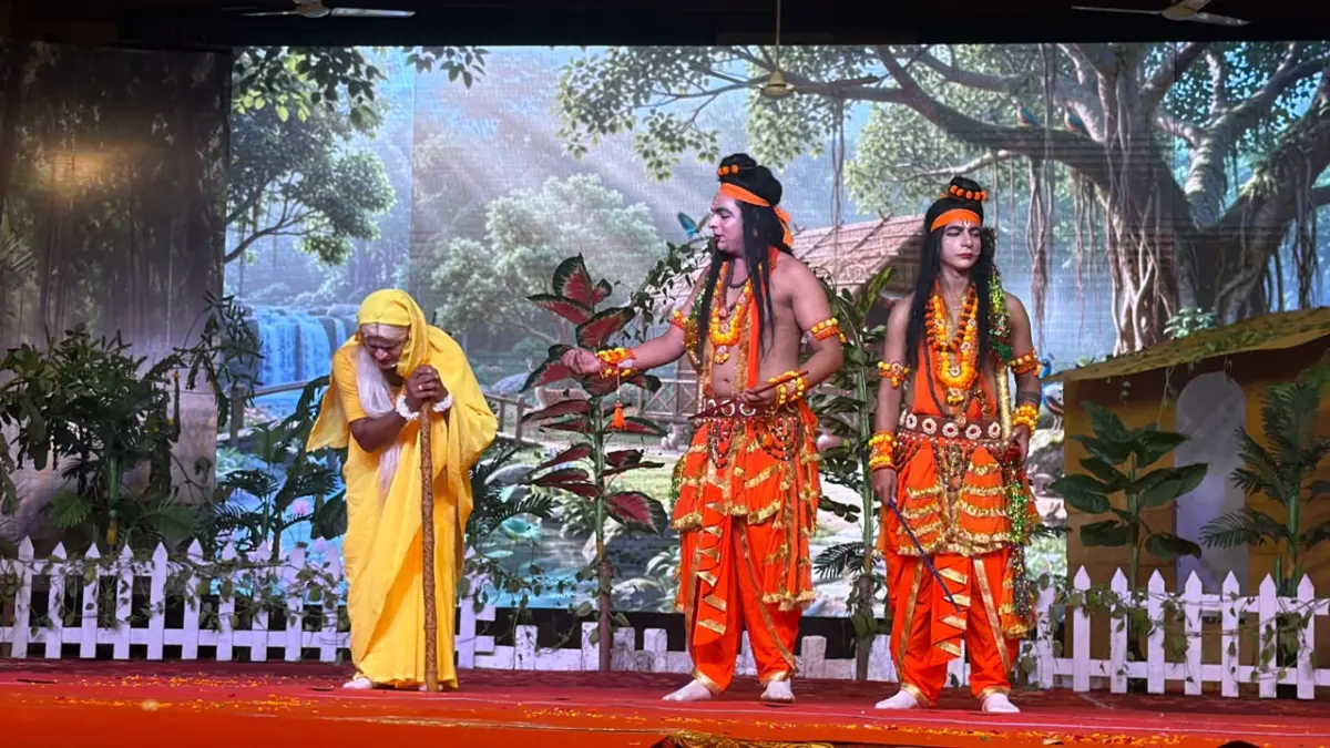 साधू बन रावण ने किया सीता हरण,श्री राम विरह में हुए व्याकुल, श्री राम शबरी की हुई भेंट,हनुमान जी बने माध्यम तो दुख हरने को मित्र बने सुग्रीव